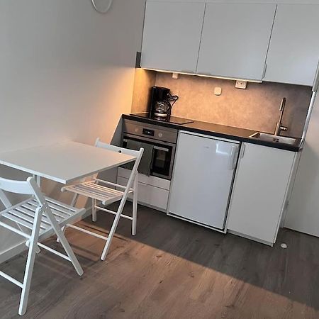 Laegenhet Med Egen Ingang. Leilighet Sundsvall Eksteriør bilde